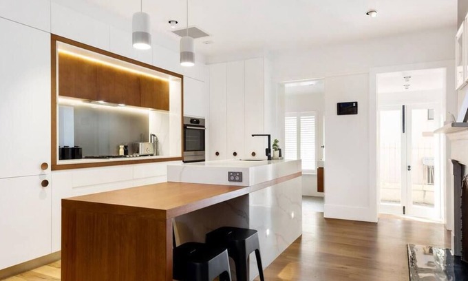 Millers Point Apartment | Stylish 1 Bedroom Apartment in Barangaroo