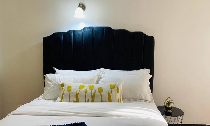 Kilimani Apartment | Stylish 1BR at Dennis Garden Apartments
