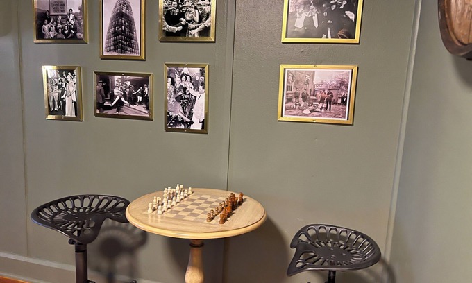 Frankfort House | Stylish 3BR house w/Patio ~ Walk to State Capitol 2.5 miles to Buffalo Trace