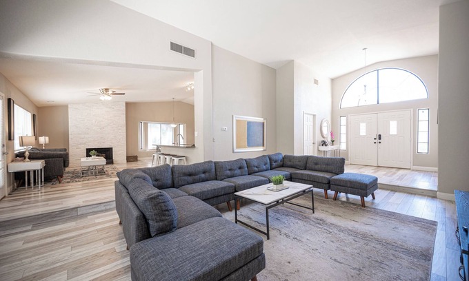 Green Valley North House | Stylish 4 Bed, 3 Bath in Henderson/Green Valley!