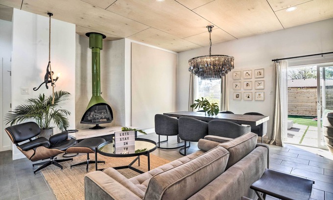 Albuquerque House | Stylish Albuquerque Home ~ 6 Miles to Downtown!