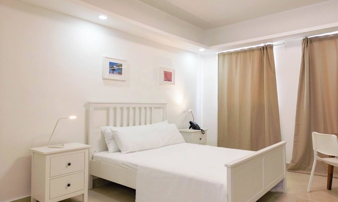 Residencial ROMANA Apartment | Stylish aparthouse with a sea view