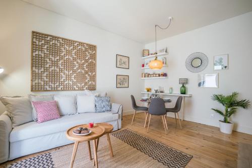 Lisbon Old Town Apartment | Stylish Apartment near Av. Liberdade