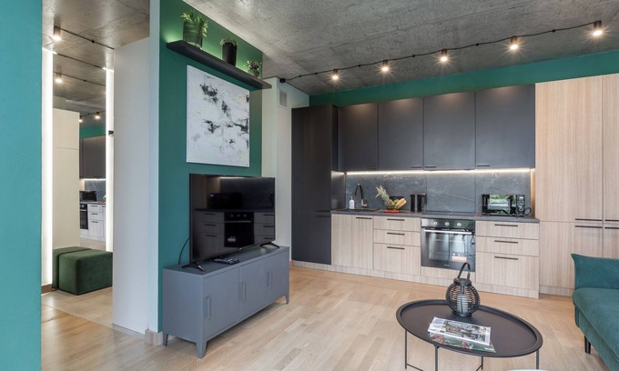 Pervomaysky District Apartment | Stylish apartment with a view of Park