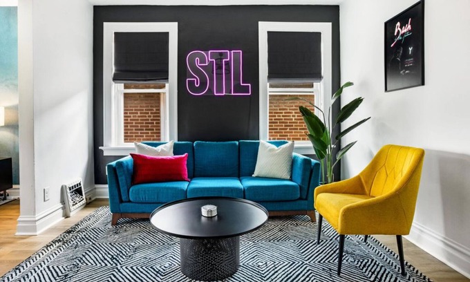 St. Louis Apartment | Stylish Apt Near STL Attractions