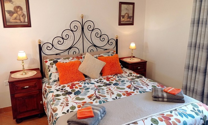 Zebbug Condo | Stylish & bright flat + open views, close to the airport & beach, Joseph Flt No2