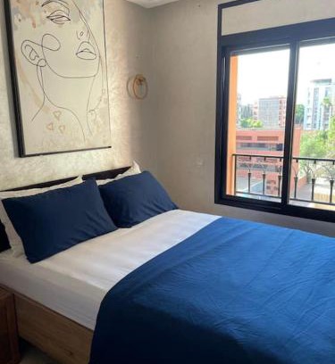 Camp El Ghoul Apartment | Stylish & Comfy Gem 5 Star Location Balcony