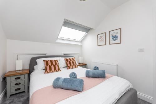 Roundhay Apartment | Stylish & Cosy 2-Bed Apartment in Vibrant Oakwood!