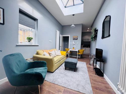 Ferndale Apartment | Stylish & Cosy 2 bedrooms Mews