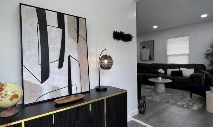 Dupont Apartment | Stylish, Cozy 1BD/1BA 3Min->JBLM