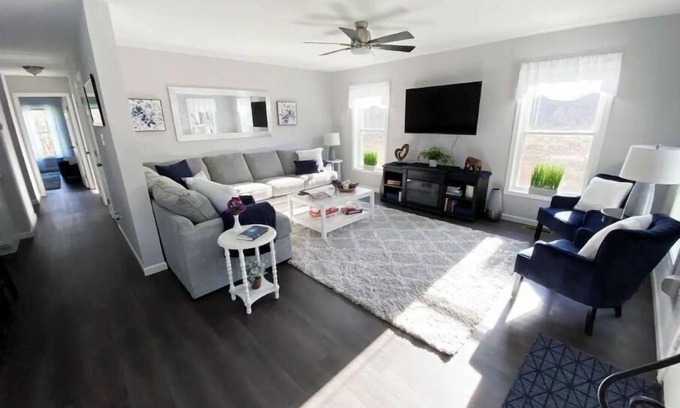 Saugerties South House | Stylish Cozy Home with Gorgeous Views!