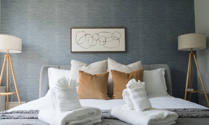 Aurora Highlands Apartment | Stylish DC Retreat - Metro, Balcony, Family-Friendly