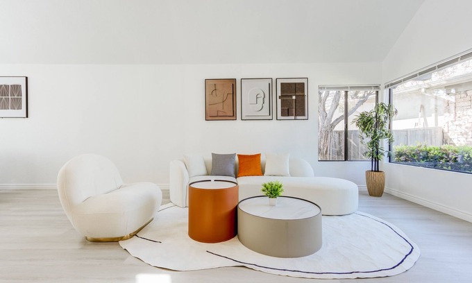 Rancho Penasquitos House | Stylish, Fun & Comfy 4B3B House, Close to Del Mar, Torrey Pines and Safari Park