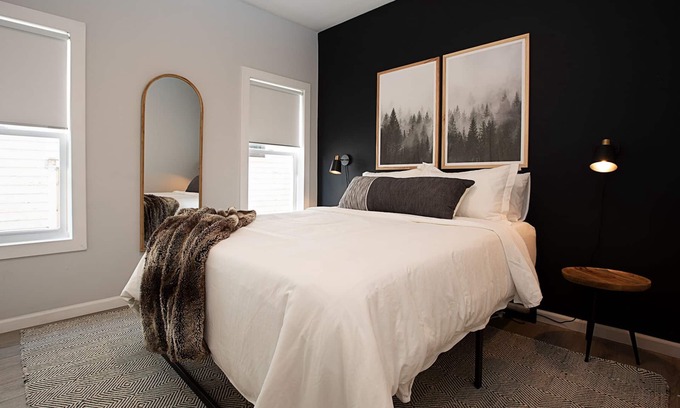 Cleveland House | Stylish Home Min from Lake, DWTN and Stadium