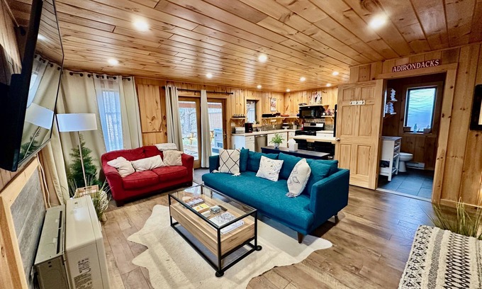 Wilmington House | Stylish Mountain Retreat: Hot Tub, Fire Pit, Whiteface Views!