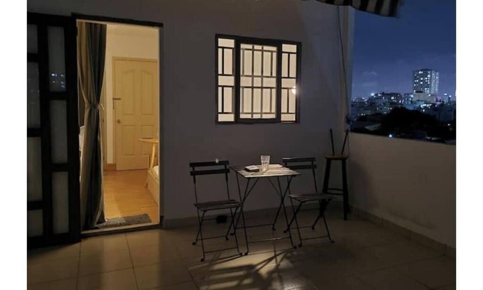 District 11 Apartment | Stylish Rooftop Studio Private Terrace Cozy Home
