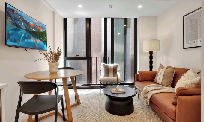 Wellington Apartment | Stylish Stay on Courtenay - 1BR APT