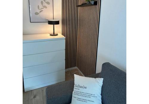 Alt-Muhlburg Apartment | stylish top-floor hideaway for Two in Karlsruhe-Mühlburg - APOLONIAliving - Apt1