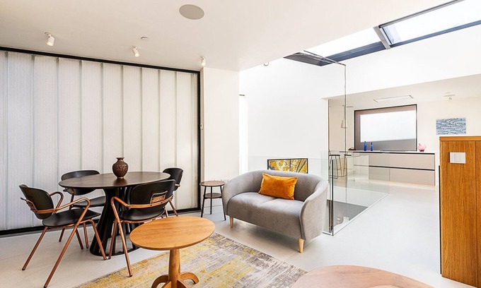 Haverstock House | Stylish Townhouse by Primrose Hill