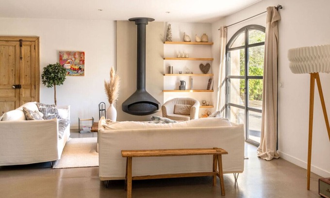 Hopitaux-Facultes Villa | Stylish villa with pool in private domain, walking distance to the shops and public transport