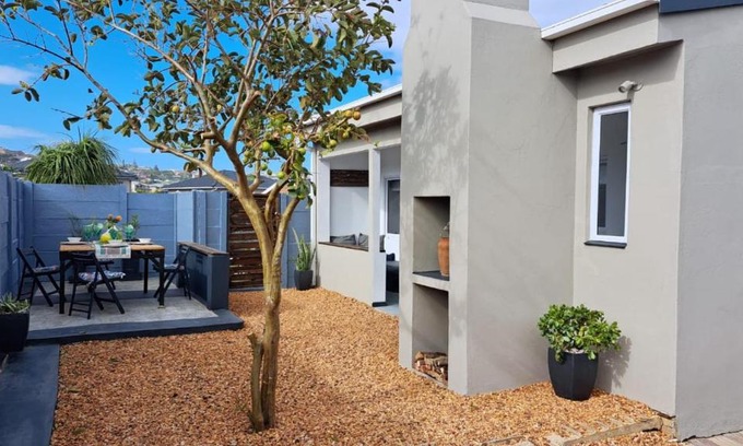 Dana Bay Apartment | Suikerbos Huisje