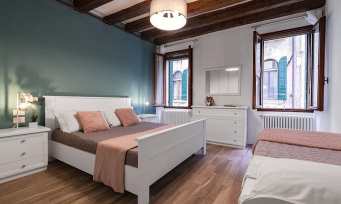 Dorsoduro Apartment | Suite 1421 Terrace