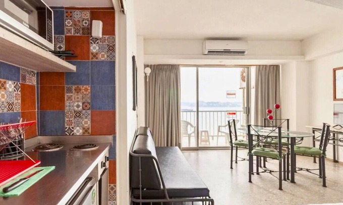 Club Deportivo Apartment | Suite 1808 by Suites Victoria Acapulco