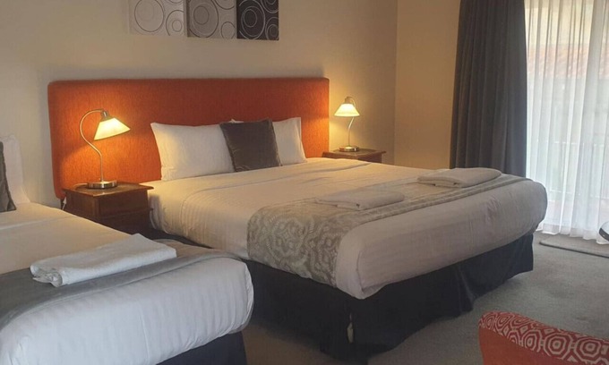 Margaret River Apartment | Suite 26 |Town Central | Walk To Cafes | Sleeps 3