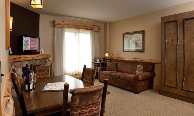 Blodgett Mills Condo | Suite + Balcony | Pool + On-Site Waterpark!