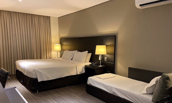 Reboucas House | Suite Family with kitchen by ¼ UmQuarto 6-PR.