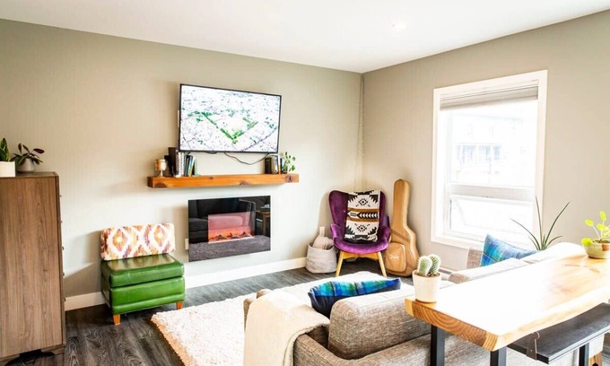Revelstoke Condo | Suite Lines Revy - One Bedroom Near RMR