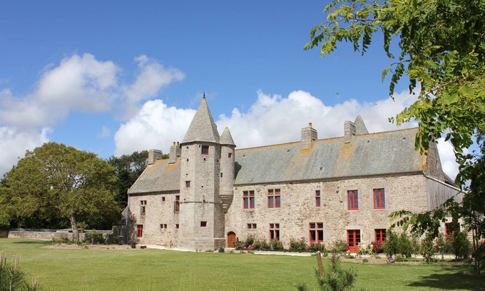 Reville Apartment | Suite n ° 1 of the Crasvillerie Manor