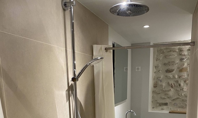 La Brillanne Apartment | Suite Provencale DE 50m² Entièrement Refait à Neuf