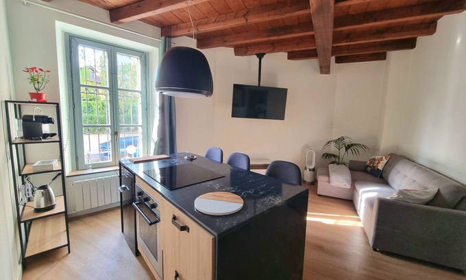 Lambrate Apartment | Suite Villa Folli 5 min from MM2 and F.S.Cozy apartment in Lambrate