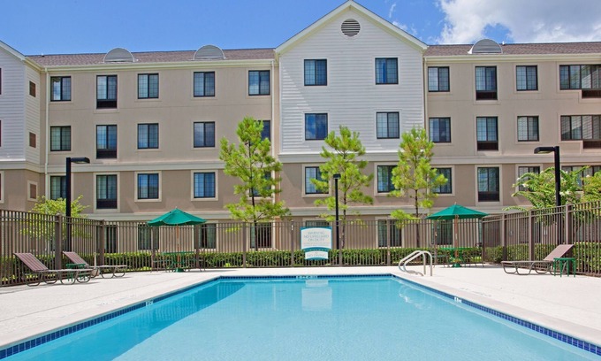 Energy Corridor Condo | Suite with Pool Access, Free Shuttle, Buffet Breakfast + 24h Business Center