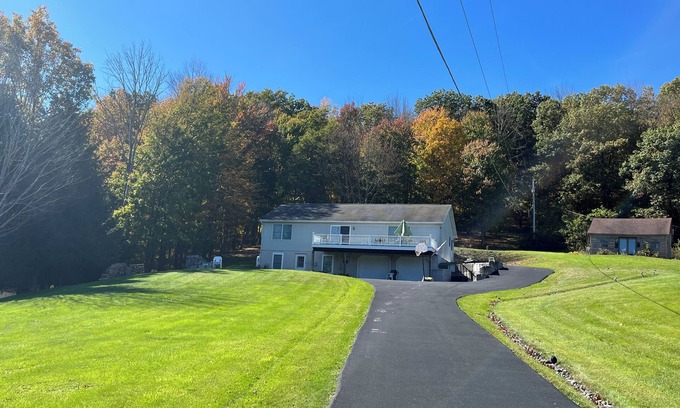 Brackney House | Summer fun, Fall hunting & Winter fishing on Quaker Lake! Year round house!