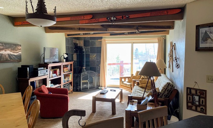 Wildernest Condo | Summit County Get Away! Mountain/Lake views. Fantastic summer/winter recreation