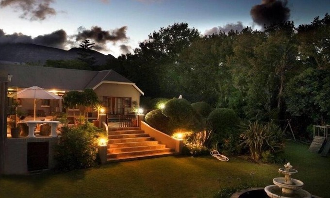 Constantia House | Summit Place Guest House