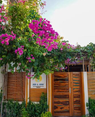 Thulusdhoo Island House | Sun & Surf