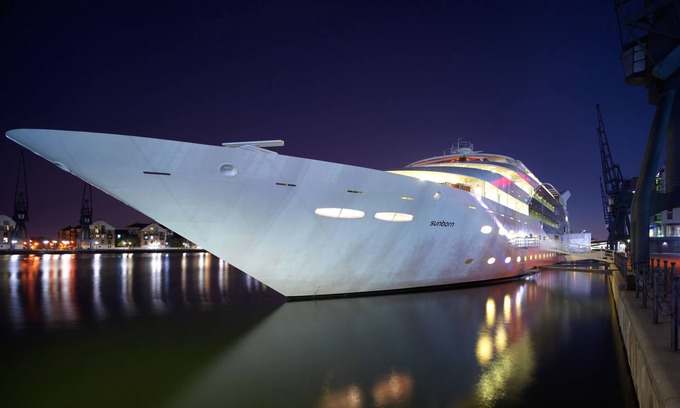 Docklands Hotel | Sunborn London