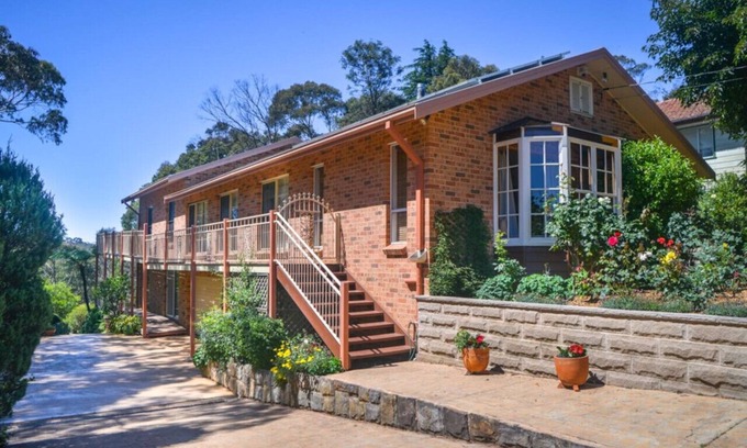 Katoomba Condo | Sunday Creek, Katoomba - a breath of fresh air