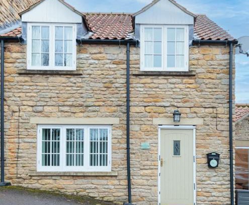 Snainton House | Sunflower Cottage - a charming family cottage