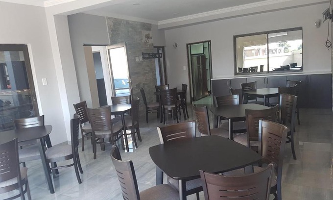 Vanderbijlpark House | Sunflower Guesthouse