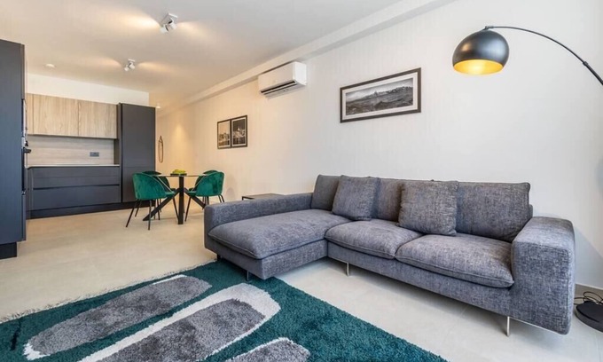 Msida Apartment | Sunlit Serenity: Modern Apartment with City Views
