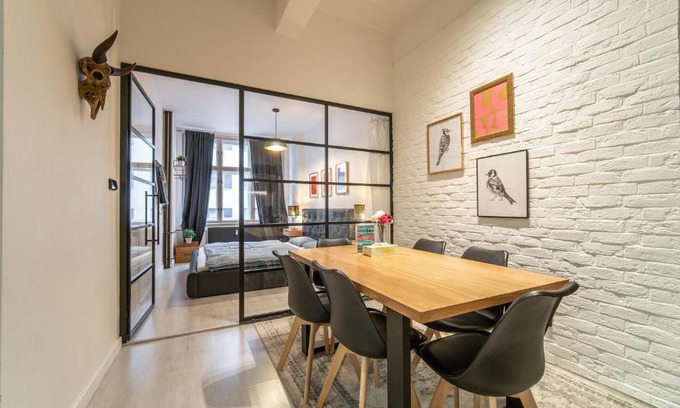 Nove Mesto Apartment | Sunny Central Apartment on Wenceslas Square by easyBNB