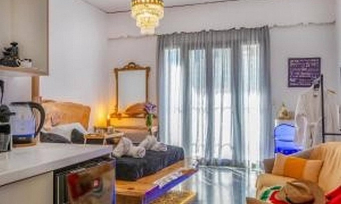 Old Town Rethymnon House | Sunny Palm Room Crete