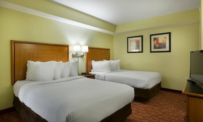 Downtown Myrtle Beach Condo | Sunrise-to-Sunset Splendor 3BR Oceanfront Condo