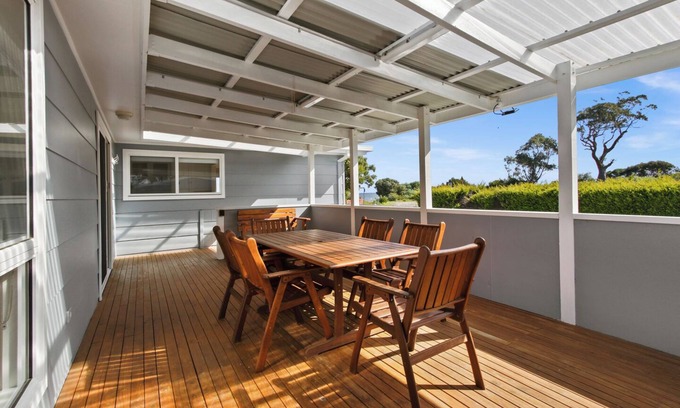 Metung House | Sunseeker on Tambo - Create unforgettable memories in the beauty of Tambo Bay