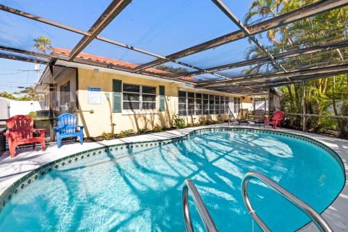 Bay Esplanade House | Sunset Beach House