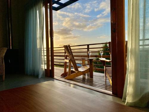 Paradise House | Sunset Loft Retreat